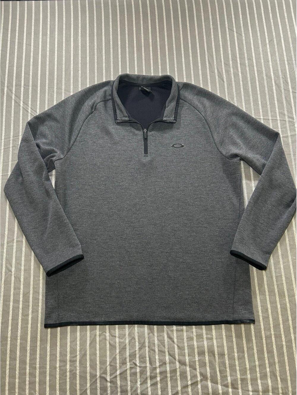 Oakley Men's Range Pullover 2.0 in Dark Gray Size XL